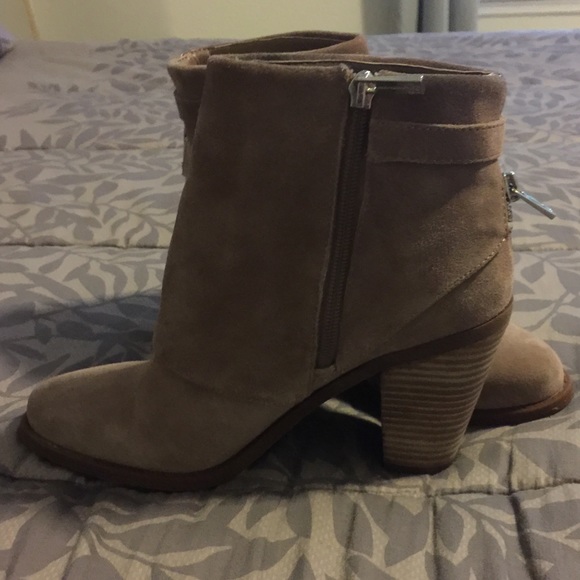 Jessica Simpson Ankle Boots - Picture 3 of 4